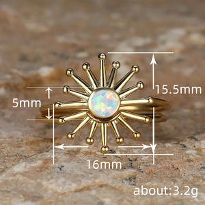 Anillo de Cóctel H392 Crown, Chapado en Oro, con Ópalo en Engaste de Bisel, Joyería de Moda Unisex, Regalo - Product Image 4