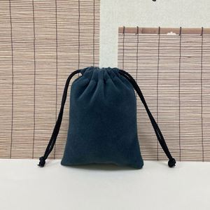 ถุงกำมะหยี่ใส่เครื่องประดับแบบมีเชือกผูก ขนาดเล็ก 8*10 ซม. ขายส่ง - Product Image 4