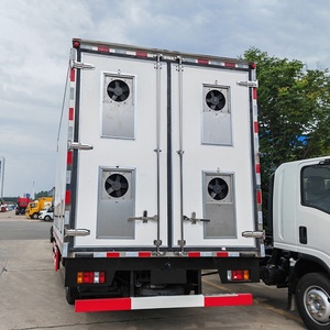 Camión para pollitos ISUZU KV600 4*2, venta directa de fábrica, camión de reparto de pollitos 4x2 de 14,000 unidades, camión refrigerado para ganado - Product Image 6