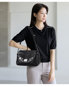 <span class=keywords><strong>กระเป๋า</strong></span>ดีไซเนอร์ JIANUO สินค้ามาแรงปี 2025 <span class=keywords><strong>กระเป๋า</strong></span> <span class=keywords><strong>Jingpin</strong></span> สำหรับผู้หญิง <span class=keywords><strong>แบรนด์</strong></span>หรู <span class=keywords><strong>กระเป๋า</strong></span>สะพายไหล่ - Product Image 4