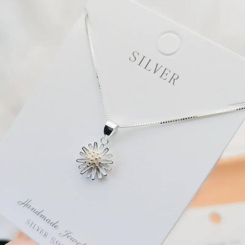 Kisvi Customized Daisy Necklace 925 Sterling Silver Light Luxury Niche Necklace Clavicle Chain