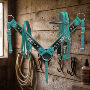 Harnais de spectacle western en cuir véritable de qualité supérieure, turquoise, avec franges et design croisé, léger et durable - Product Image 2