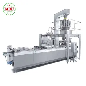 Computer automatic continuous stretching vacuum packaging machine