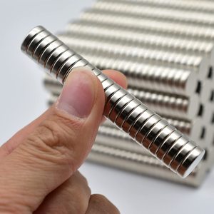 Tấm Từ Tính Neodimiu Đất Hiếm Phẳng Nhỏ N35 N52 Tùy Chỉnh Nam Châm Neodymium Đĩa Tròn Mạnh - Product Image 4