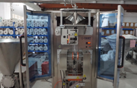 Machine d'emballage automatique pour la mayonnaise et la crème anglaise