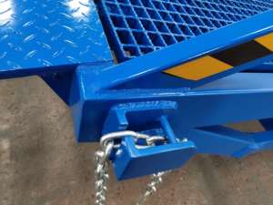 Tùy chỉnh di động <span class=keywords><strong>Dock</strong></span> đoạn đường nối cho xe tải & xe nâng để vận chuyển hàng hóa cho kho & nhà máy - Product Image 5