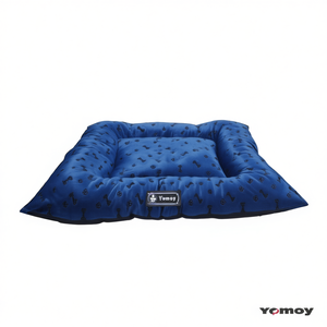 Set di Quattro Pezzi di Tappetini per Cani in Velluto Ricamato con Cristalli, con Preziose Ossa Blu e Impronte, Eleganti Lettini per Animali - Product Image 2