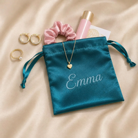Sac de rangement en satin doux brodé personnalisé de haute qualité pour cadeaux de mariage