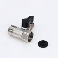 Connecteur de robinet moderne de 3/8 pouce, conception économe en eau en acier inoxydable 304, facile à installer, adapté à une utilisation en cuisine