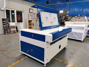 Máquina de Corte y Grabado Láser de CO2 Multifuncional Lasermen 1390, Tipo Popular, para Materiales No Metálicos - Product Image 4
