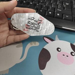 Portachiavi in plastica acrilica con logo inciso in plastica con lamina d'oro a forma di <span class=keywords><strong>diamante</strong></span> per hotel - Product Image 5