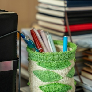 Porte-stylo en filet de loofah naturel fait main, décoration de bureau pour étudiants, rangement cylindrique, Zenidoo personnalisé pour entrepreneurs - Product Image 3