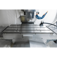 Centre d'usinage vertical CNC automatique haute précision et haute vitesse pour perçage et taraudage, 3 axes, avec un seul cône BT30, efficace
