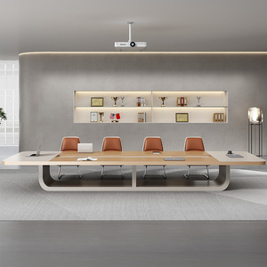 Mesa de conferencias Sheng Yu Mk-111, moderna y larga, para oficina, negociaciones, reuniones y capacitación, con diseño de paneles en tiras. - Product Image 3
