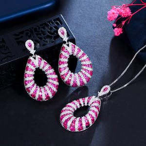 מיקרו פייב מעולה פוקסיה אדום מעוקב Zirconia להתנדנד תליון שרשרת דמעת עגיל תכשיטי סט לנשים חגיגי לנשף - Product Image 3