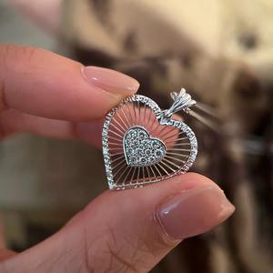 Collar de Plata de Ley S925 con Colgante de Jade Natural con Incrustaciones de Copos de Nieve, Estilo Princesa Real, Ultra Exquisito - Product Image 2