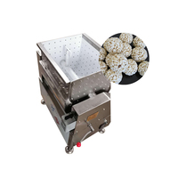 Machine à mélanger les barres de céréales, les bonbons granola, les cacahuètes croustillantes, la pâte de dattes, les noix