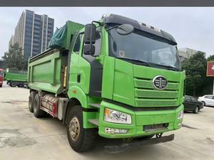 Camion Ribaltabile Usato a 12 Ruote Liberation J6P 375hp con Trazione 8X4 e Capacità di Carico di 45 Tonnellate - Product Image 3