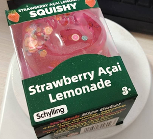 Jouet Squishy en PU en forme de bâton de beurre réaliste, à remontée lente, ultra doux, anti-stress pour enfants et adultes - Product Image 6