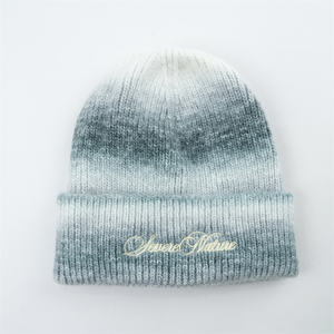 Venta al por mayor <span class=keywords><strong>de</strong></span> alta calidad gradiente gorros sombrero con logotipo bordado personalizado gorros <span class=keywords><strong>de</strong></span> invierno <span class=keywords><strong>de</strong></span> punto logotipo bordado personalizado - Product Image 4