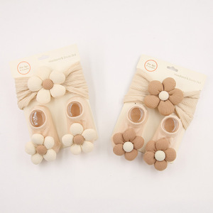 Groothandel Mode Zachte Baby Haarband Antislip Sokken Set Fontanel Bescherming Hoofd 0-3 Jaar Oude Mooie Grote Bloemen Hoofdband - Product Image 2