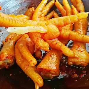 Vente en gros de produits à base de viande instantanés à saveur de <span class=keywords><strong>citron</strong></span> pattes de <span class=keywords><strong>poulet</strong></span> collation collations à la viande de Chine collation aux pieds de <span class=keywords><strong>poulet</strong></span> épicée - Product Image 3