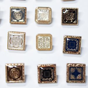 Logotipo personalizado Retro Redondo y cuadrado Mango hueco Botones Botón de metal dorado para ropa Diferentes necesidades de diseño - Product Image 5