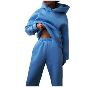 Survêtement de sport pour femmes de qualité supérieure avec logo personnalisé, jogging pour femmes, survêtement de sport confortable - Product Image 1