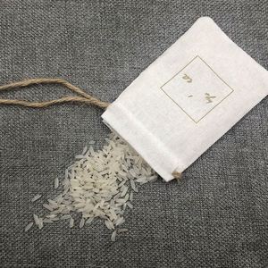 Bolsa de Regalo Ecológica de Algodón con Cordón y Asa de Cuerda, Personalizable con Logotipo, para Artículos Esenciales de Compras - Product Image 4