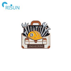Fabricación personalizada ingeniero ingeniería Pin insignia emblema personalizado ingeniero técnico mecánico herramientas instrumento solapa Pin - Product Image 5