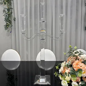 आधुनिक डिजाइन यूरोपीय शैली के लंबे आध्यात्मिक उत्पाद क्रिस्टल विवाह कैंडेलब्रा