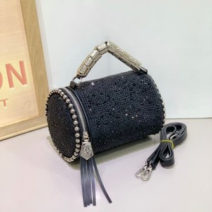 Article de mode vintage tendance incontournable 2026. Motif entièrement orné de lettres. Sac bandoulière imperméable avec sangle réglable pour unisexe. - Product Image 3