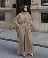 Ensemble coordonné pour femmes musulmanes, chemisier ample à fente latérale et pantalon assorti, vêtements décontractés islamiques respirants