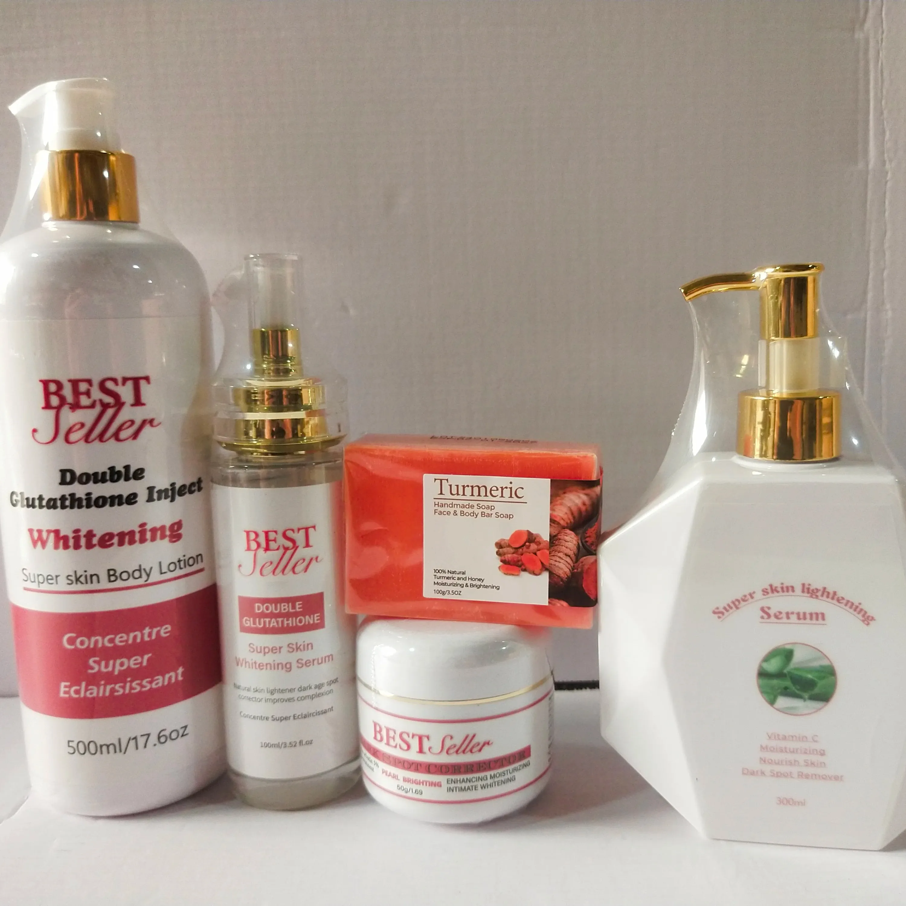 Eigenmarken Kurkuma Aufhellungsserum dunkle Flecken Gesichtscreme Aufhellungs-Body-Lotion Hautpflege-Set