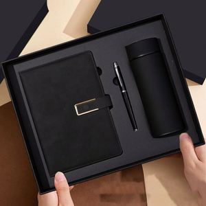 Coffret Cadeau d'Affaires : Carnet A5 Rigide avec Stylo et Gobelet – Idéal pour Conférences Internationales et Promotion d'Entreprises - Product Image 4