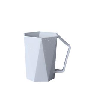 Tasse de lavage en forme de diamant à la maison avec gobelet à brosse à poignée, gobelet de rince-bouche en plastique simple, pot dentaire - Product Image 2