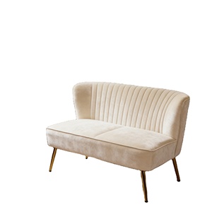 Sofá de Dos Plazas Moderno y Lujoso, Tapizado en Terciopelo y Cuero, con Base Dorada, Diseño Floral, para <span class=keywords><strong>2</strong></span> Personas - Product Image 1