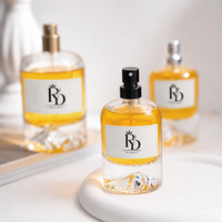 Parfums personnalisés longue durée en forme de bouteille variée pour la collection de parfums de boutiques et la fourniture de commandes en gros