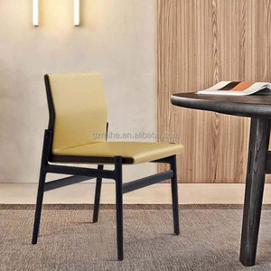 Chaises de salle à manger empilables en bois massif de style nordique, avec dossier et accoudoirs minimalistes italiens, mobilier moderne pour la maison - Product Image 4