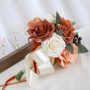 Bouquet <span class=keywords><strong>de</strong></span> mariée artificiel réaliste fait à la main, fleurs <span class=keywords><strong>de</strong></span> soie véritable avec ruban pour <span class=keywords><strong>mariage</strong></span>, Noël, mariée ou demoiselle d'honneur - Product Image 5