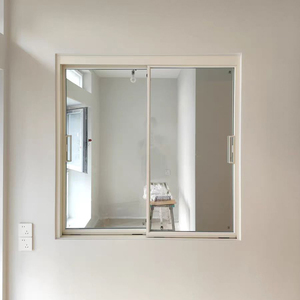 Portes et fenêtres en <span class=keywords><strong>aluminium</strong></span> <span class=keywords><strong>Couleur</strong></span> noire Fenêtre coulissante en <span class=keywords><strong>aluminium</strong></span> de conception moderne personnalisée pour villa - Product Image 4