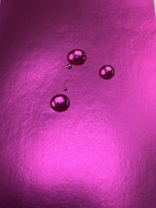 工場価格 ウェットアンチスクラッチ 光沢メタリックBOPP 食品グレード カラフルなグリーン ピンク ギフトバッグ ボックス ラミネーションフィルム クラフト用 - Product Image 1