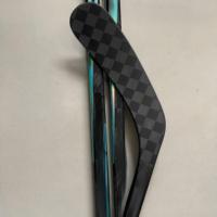 Bâtons de hockey sur glace/lacrosse de fabrication chinoise en PUL de différentes couleurs, personnalisables YTH, JR, INT, SR, bâton de hockey en fibre de carbone