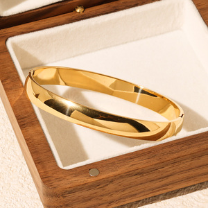 Brazalete de Acero Inoxidable de Alta Calidad, Resistente al Agua, Sin Deslustre, Chapado en Oro de 18K PVD, Joyería de Mano, Brazalete de Moda - Product Image 1