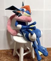 Peluche géante Greninja, grande poupée en peluche, collection d'anime, décoration de la maison, cadeau pour les collectionneurs