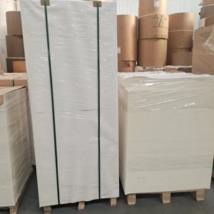 กระดาษแข็งเคลือบ PE เกรดอาหาร ปลอดภัยต่อสิ่งแวดล้อม พิมพ์โลโก้ได้ตามต้องการ  แบบชั้นเดียวและสองชั้น สำหรับบรรจุภัณฑ์แก้วร้อน - Product Image 4