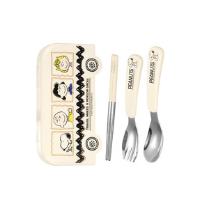 Juego <span class=keywords><strong>de</strong></span> Comida <span class=keywords><strong>para</strong></span> Bebés Moderno con Diseño <span class=keywords><strong>de</strong></span> Dibujos Animados, Cuchara Portátil Yuanbao y Palillos <span class=keywords><strong>para</strong></span> Alimentar a Bebés y Niños Pequeños - Product Image 5