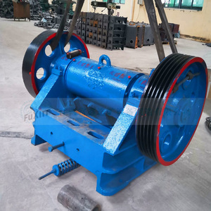 Trituradora de Mandíbulas Portátil de 15t/h, Máquina Trituradora de Residuos de Construcción, Motor AC Azul - Product Image 1