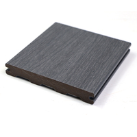 Planche de terrasse composite WPC en co-extrusion solide pour jardin extérieur, style européen avec technique brossée pour terrasse de jardin