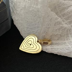 Pendentif en argent pur S925, cœur brossé à l'italienne, design de luxe médiéval, bijou de niche léger, cool, doux, premier composant - Product Image 5